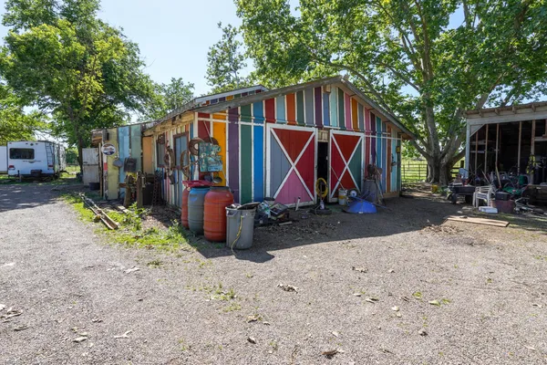 $379,900 | 4910 Balls Ferry Road, Anderson, CA 96007