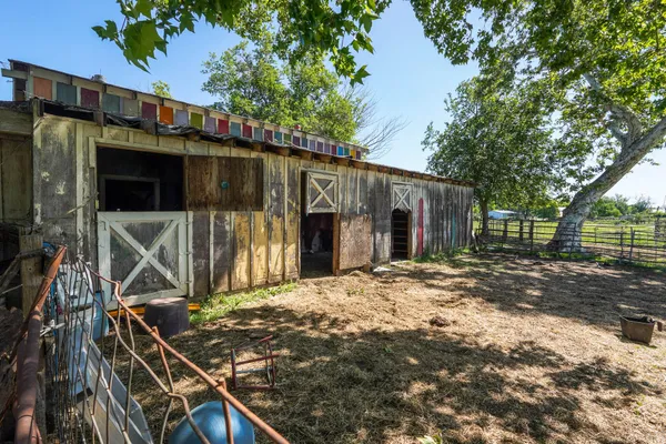 $379,900 | 4910 Balls Ferry Road, Anderson, CA 96007