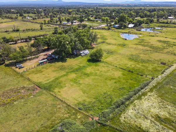 $379,900 | 4910 Balls Ferry Road, Anderson, CA 96007