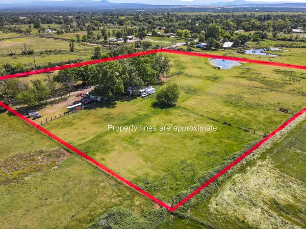 $379,900 | 4910 Balls Ferry Road, Anderson, CA 96007