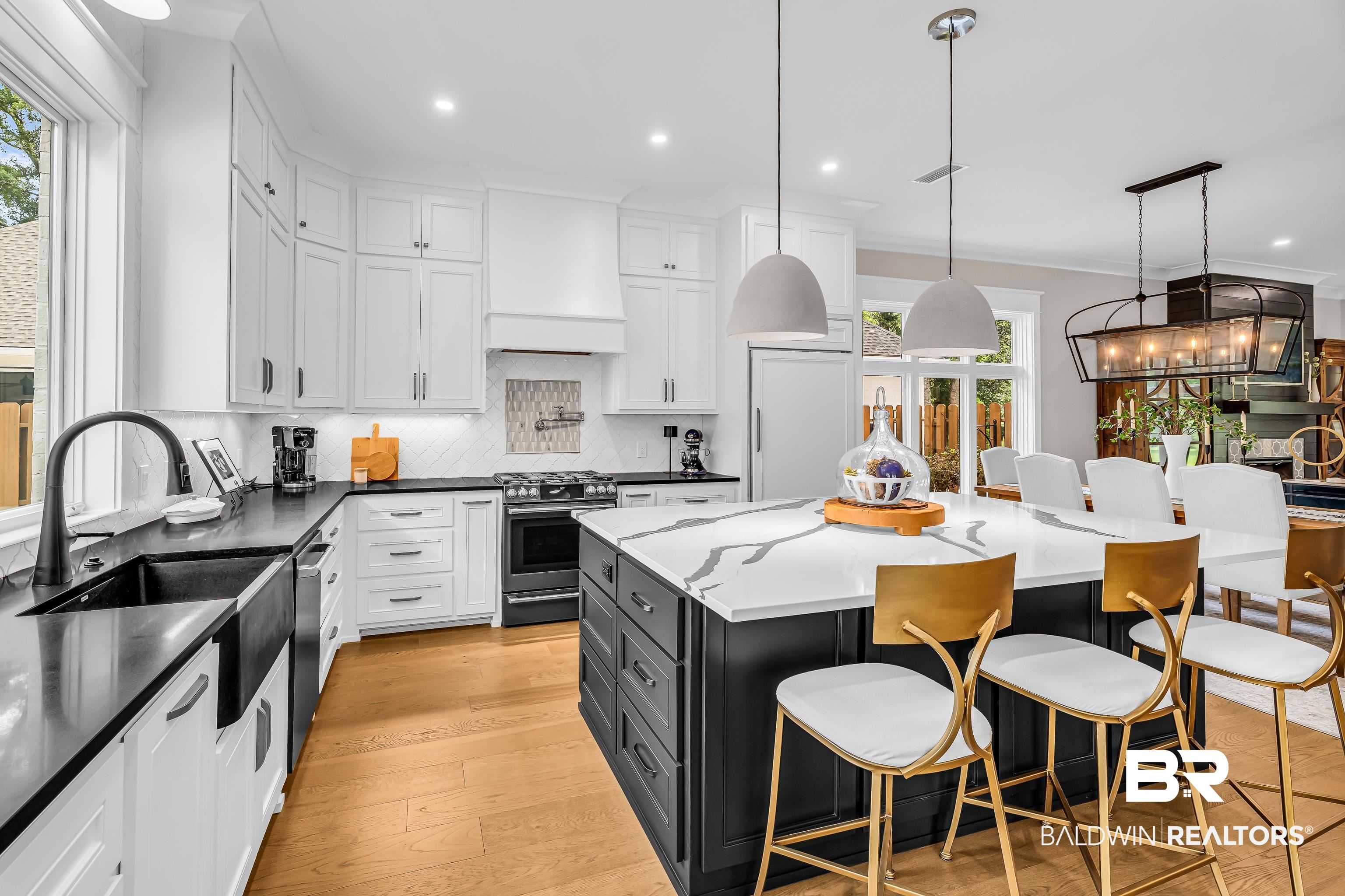 20279 Bishop Road Fairhope, AL 36532 - Photo 12 of 42 Kitchen