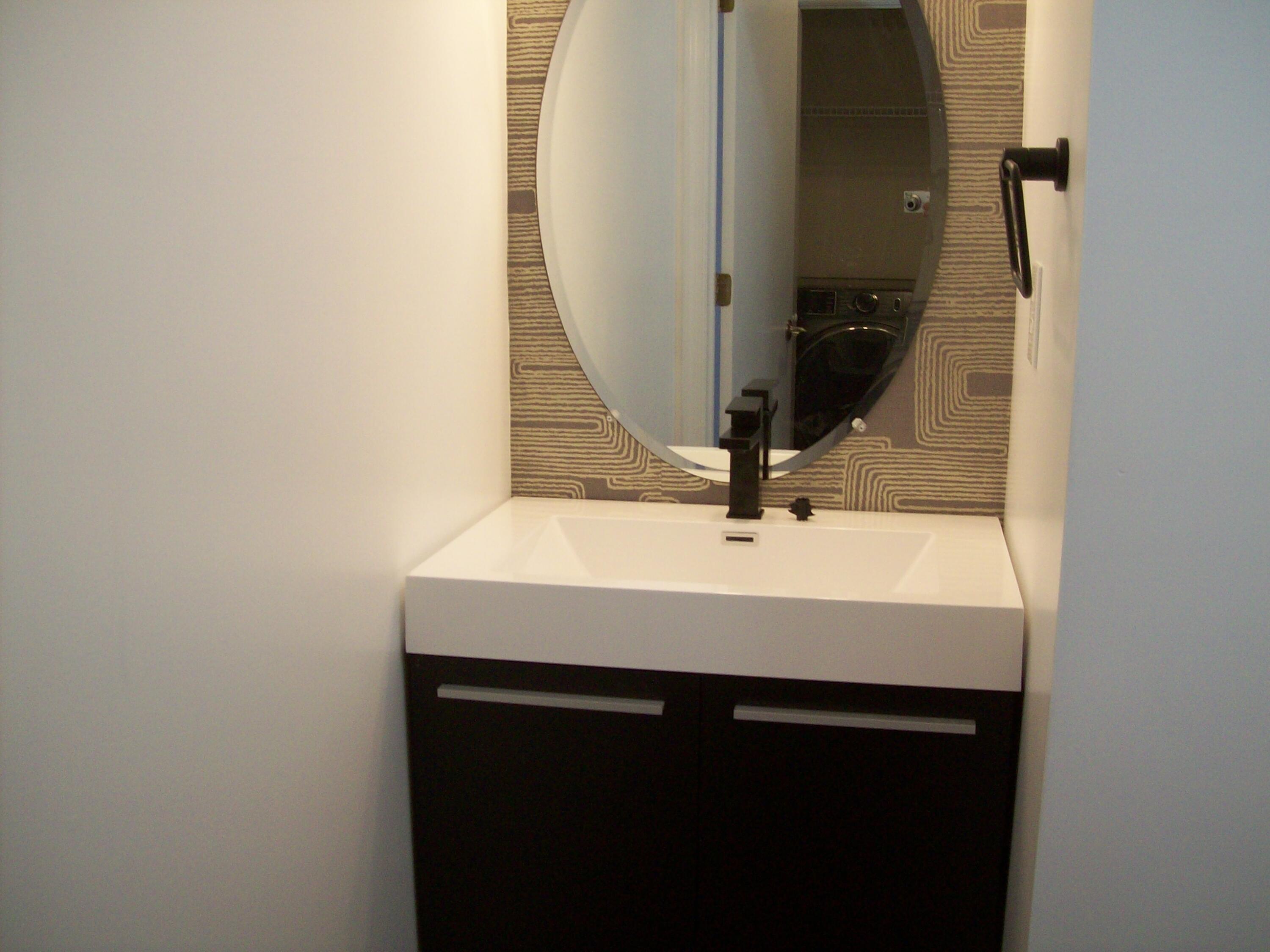 373 Sunrise Loop Scotrun, PA 18355 - Photo 22 of 38 half bath