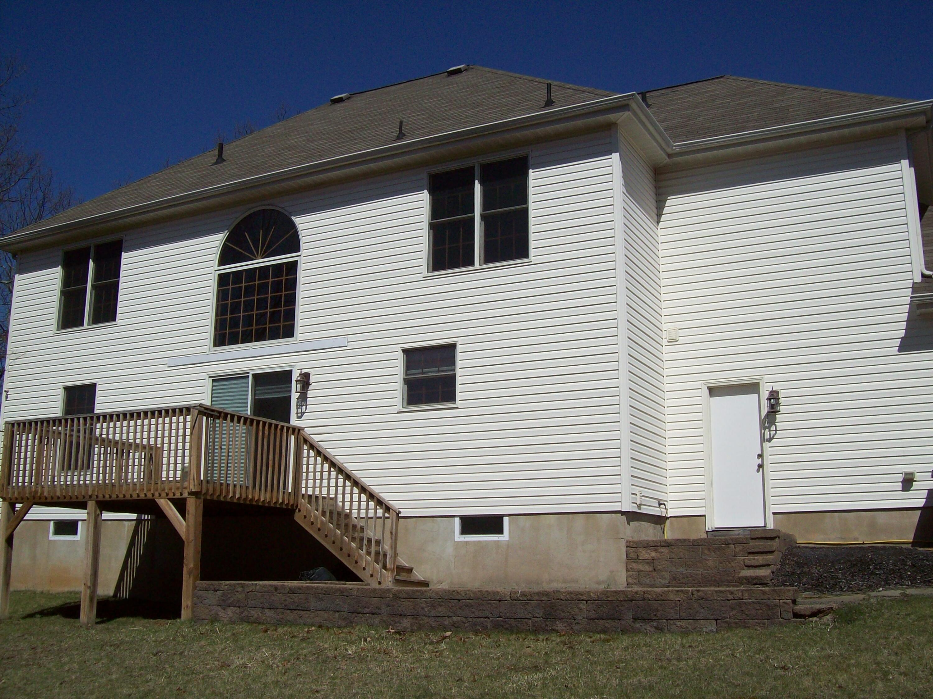 373 Sunrise Loop Scotrun, PA 18355 - Photo 6 of 38 Back