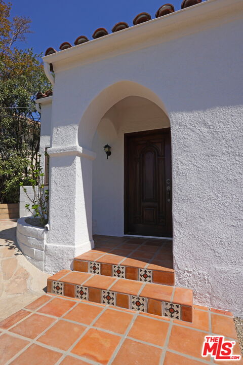 600 Luton Drive Glendale, CA 91206 - Photo 37 of 42 a front view of a house with parking space