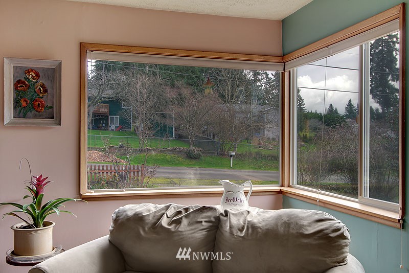 24308 7th Avenue West Bothell, WA 98021 - Photo 5 of 15