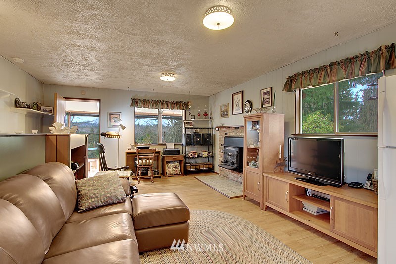 24308 7th Avenue West Bothell, WA 98021 - Photo 8 of 15