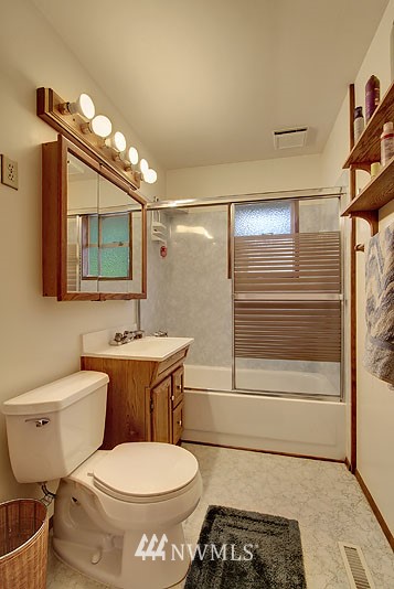 24308 7th Avenue West Bothell, WA 98021 - Photo 9 of 15