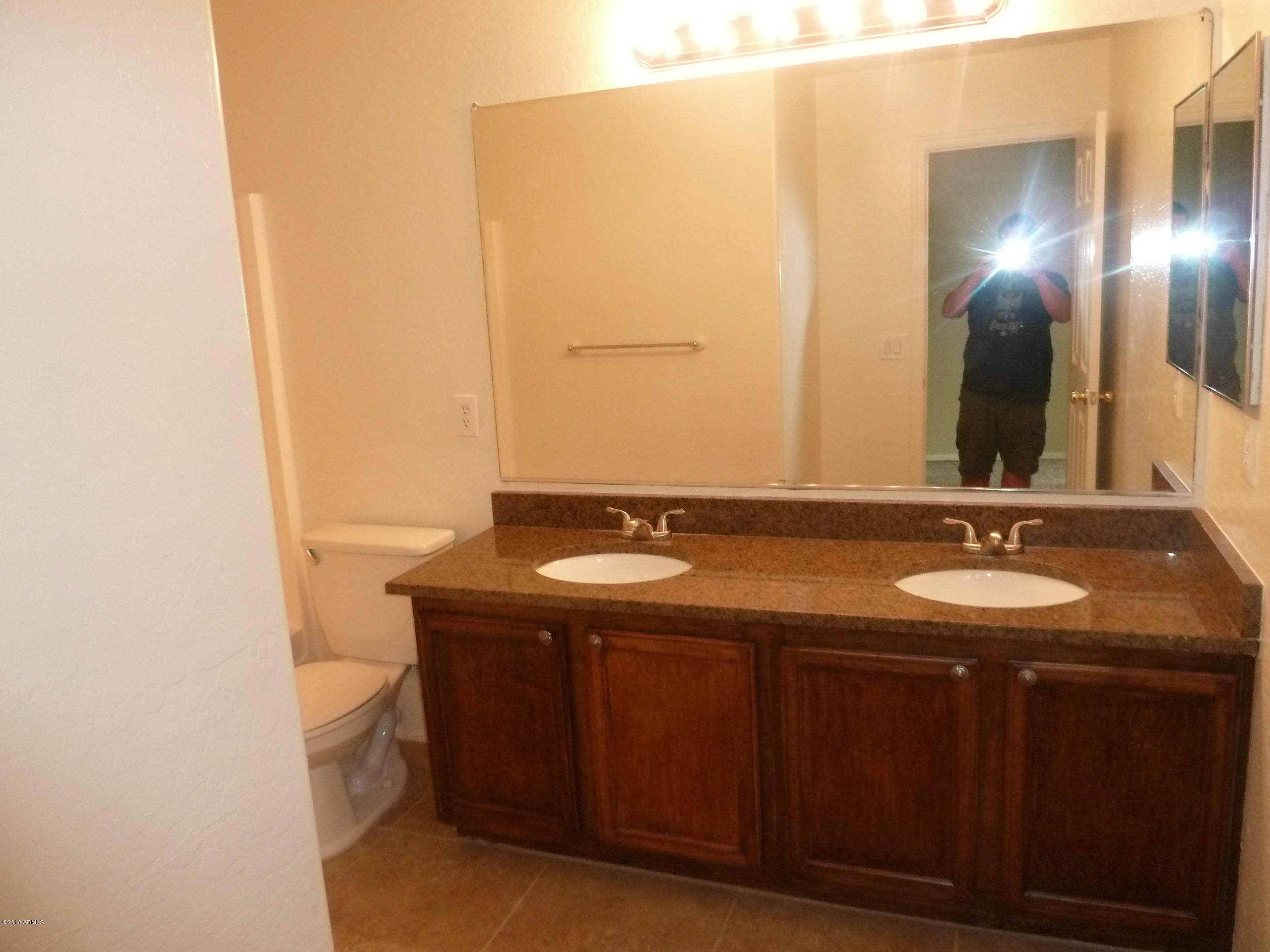 3223 West Redbird Road Phoenix, AZ 85083 - Photo 14 of 24 Hall Bathroom