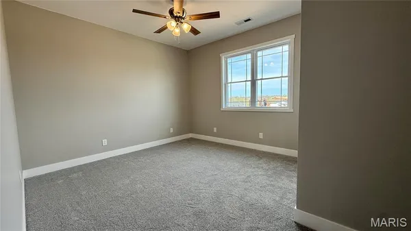$424,900 | 205 East Larkspur Court, Hannibal, MO 63401