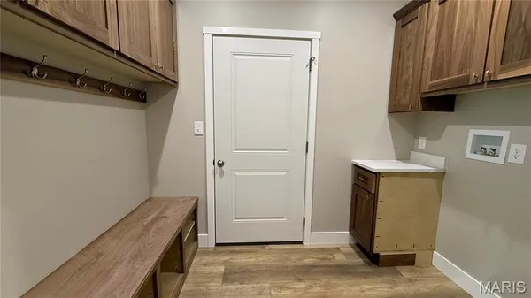 $424,900 | 205 East Larkspur Court, Hannibal, MO 63401