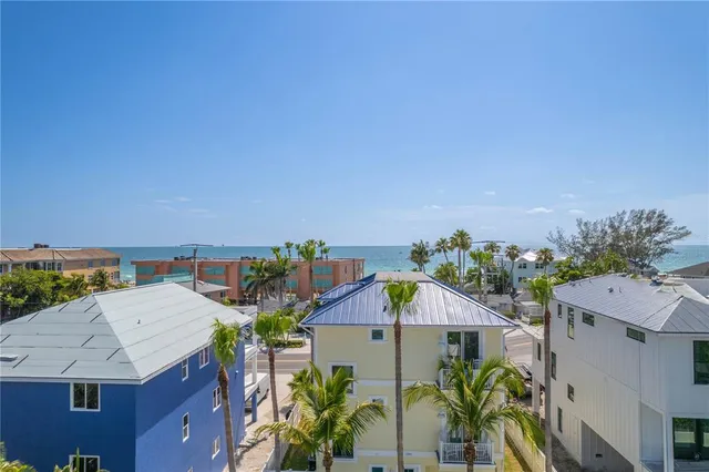 $3,500,000 | 2102 Avenue B, Bradenton Beach, FL 34217
