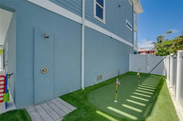 $3,500,000 | 2102 Avenue B, Bradenton Beach, FL 34217