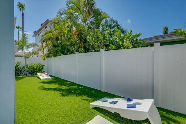 $3,500,000 | 2102 Avenue B, Bradenton Beach, FL 34217