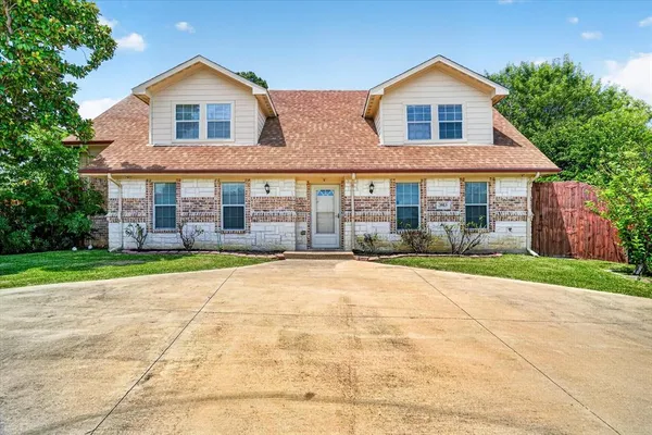 $425,000 | 3813 North Eugene Court, Irving, TX 75062