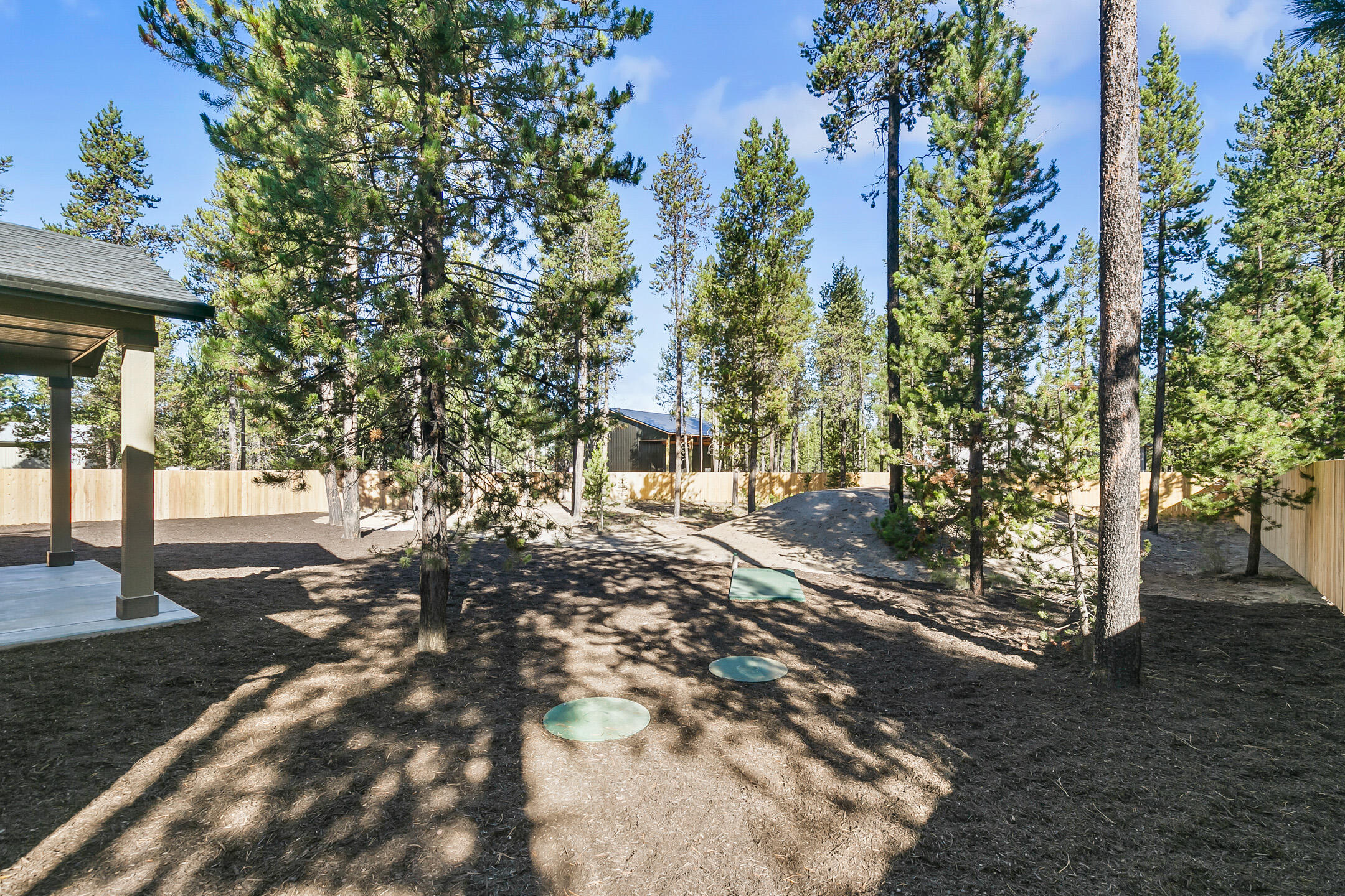 17144 Downey Road Bend, OR 97707 - Photo 3 of 41 2021_09_23_17144_downey_rd-6