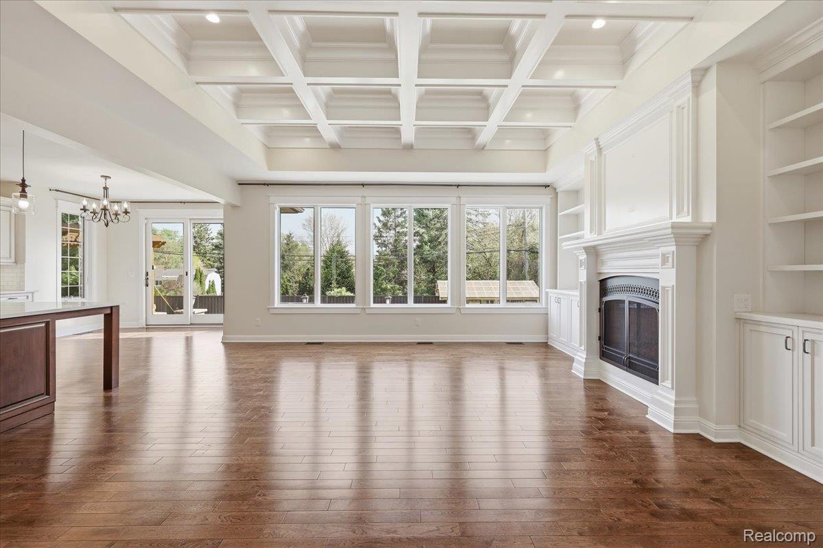 35339 West 13 Mile Road Farmington, MI 48331 - Photo 6 of 72 Coffered Ceiling