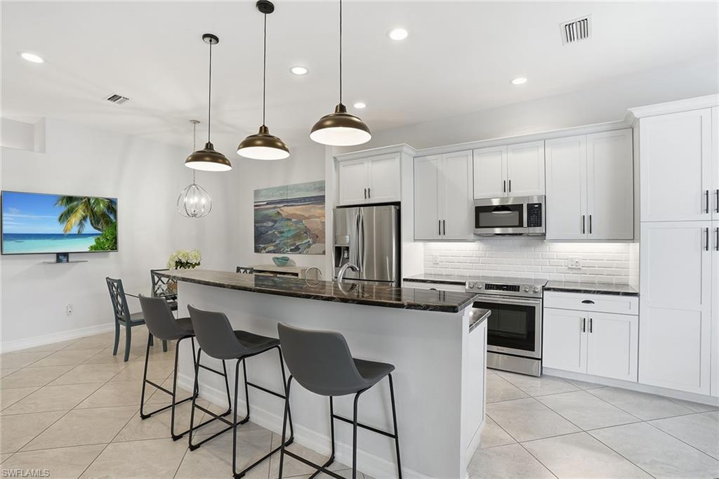 9290 Spring Run Boulevard Estero, FL 34135 - Photo 4 of 24