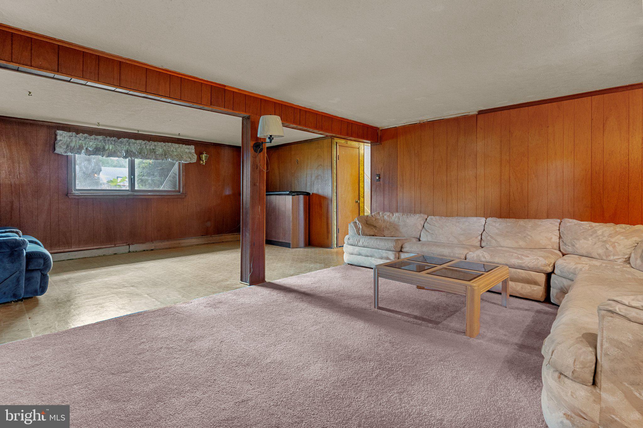 1341 Foster Road Warminster, PA 18974 - Photo 18 of 22 Gallery Image 18
