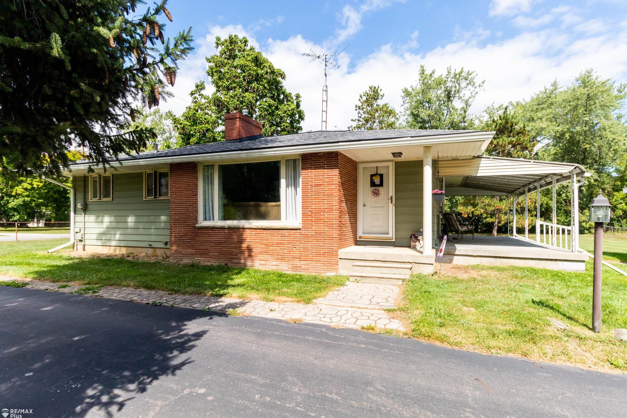 2385 South Vassar Road Davison, MI 48423 - Photo 1 of 39 50089345.JPG