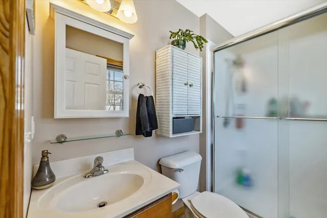 $534,500 | 14 Andbron Road, Fairfax, VT 05454