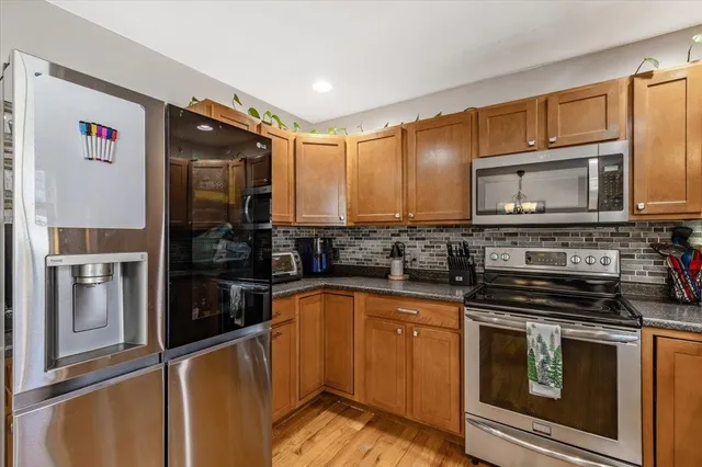 $534,500 | 14 Andbron Road, Fairfax, VT 05454