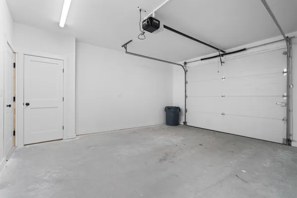 $399,900 | 4 Tanager Circle, Unit 7, Concord, NH 03303