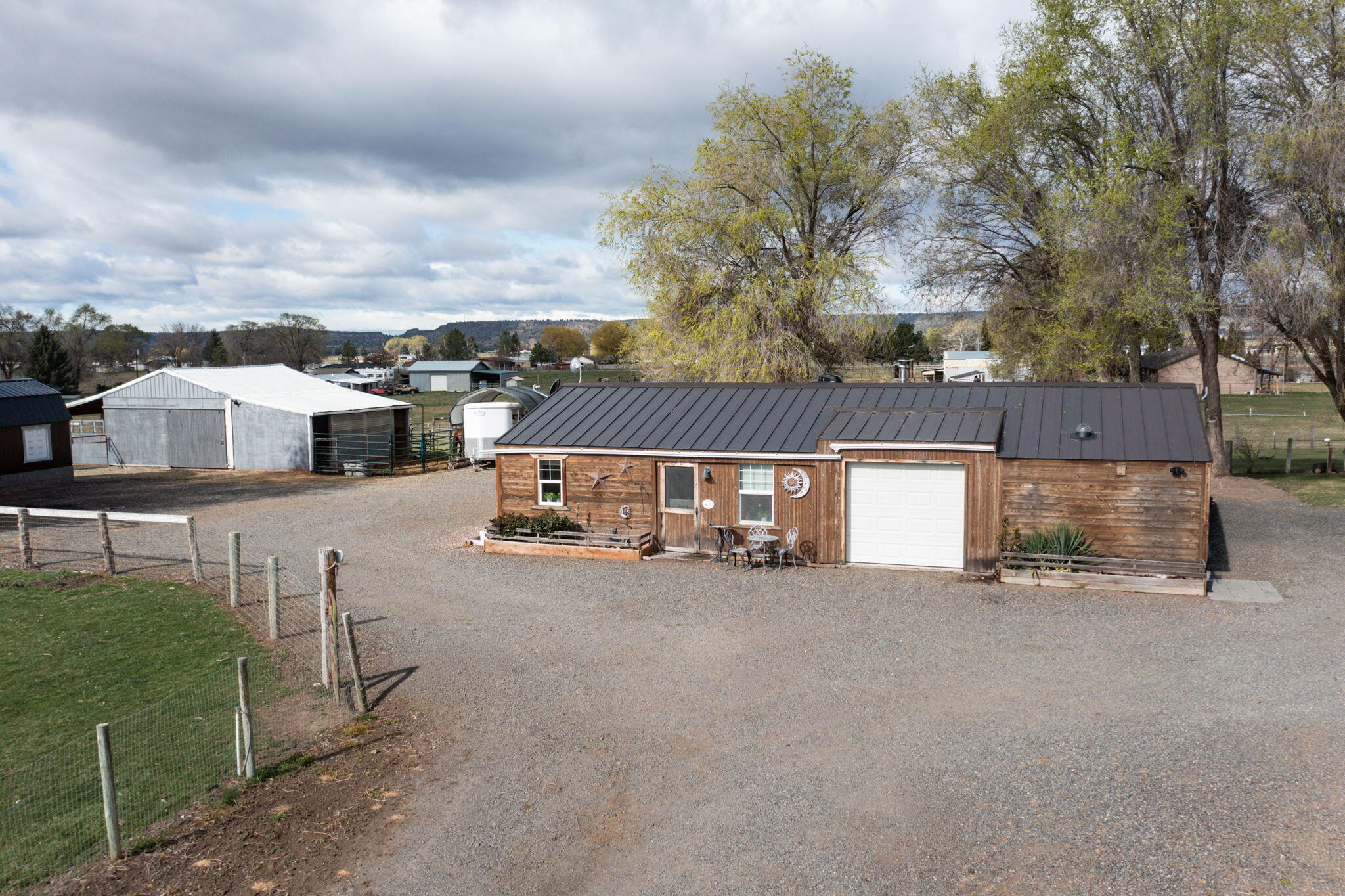 7651 Edwards Road Prineville, OR 97754 - Photo 16 of 54 2026_04_02_7651_NE_Edwards_Rd_Pv_drone-2