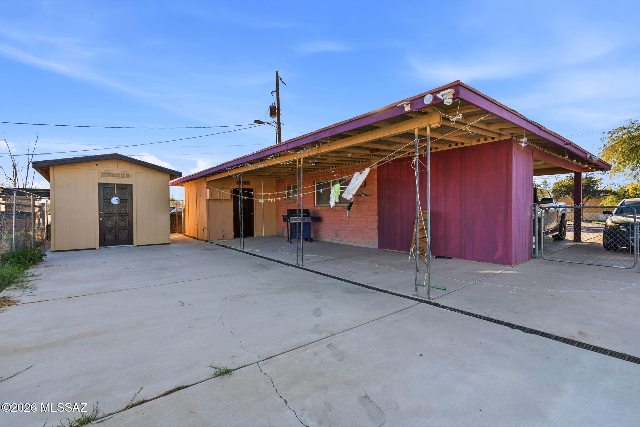 5125 South Missiondale Road Tucson, AZ 85706 - Photo 21 of 32 a view of a house