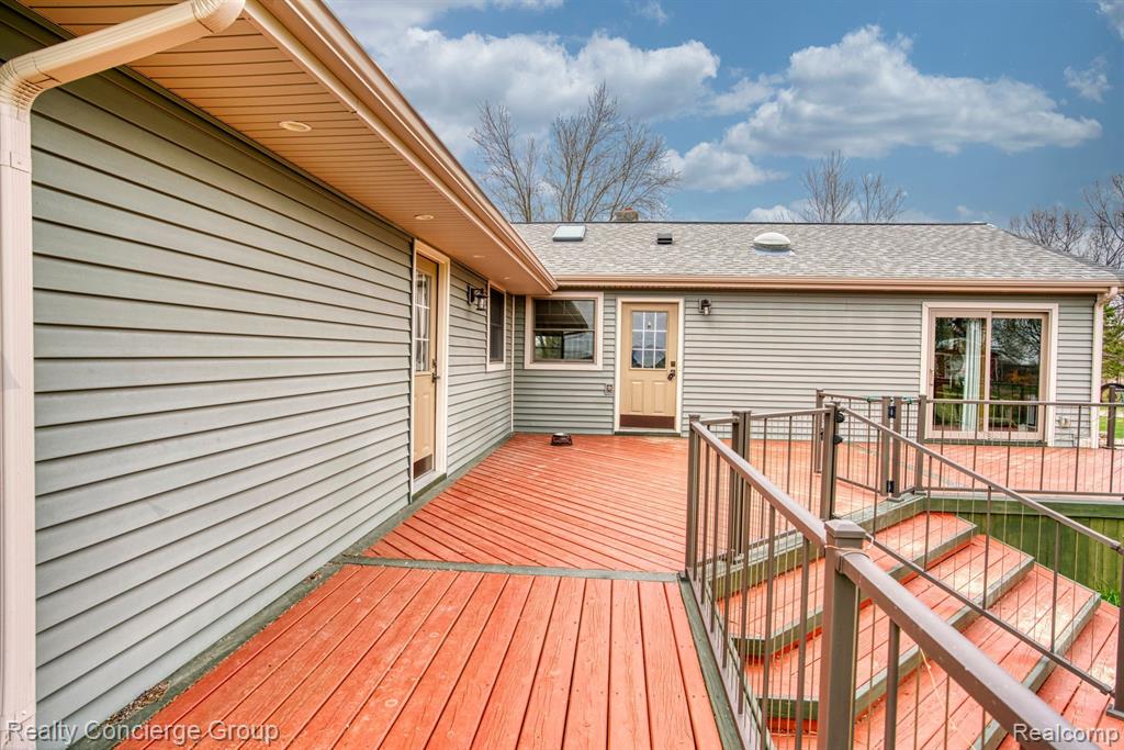 5757 Lange Road Howell, MI 48843 - Photo 6 of 64