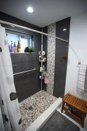 $4,300 | 4432 Northwest 98th Avenue, Doral, FL 33178