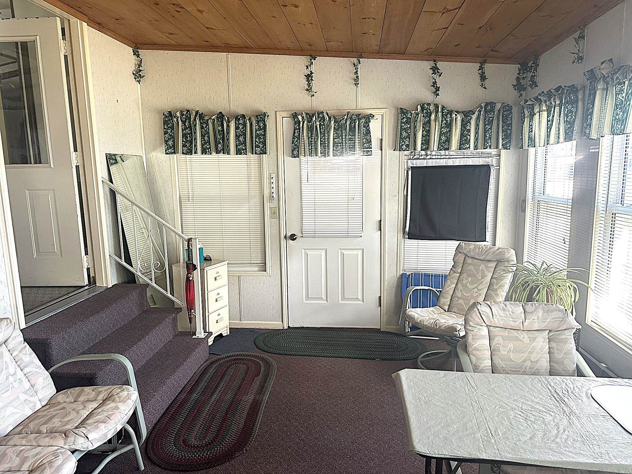 141 Lancaster Road, Unit 14 Gorham, NH 03581 - Photo 5 of 30