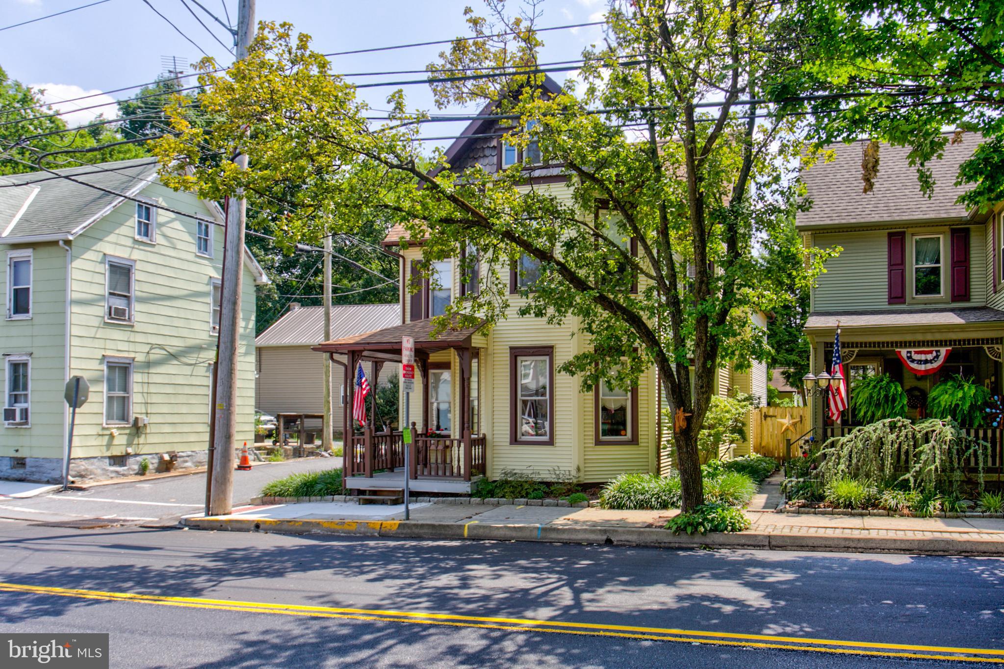 114 West Orange Street Lititz, PA 17543 - Photo 6 of 56 Gallery Image 6