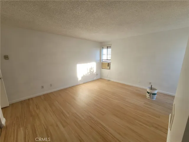 $3,300 | 10521 National Boulevard, Unit 209, Los Angeles, CA 90034