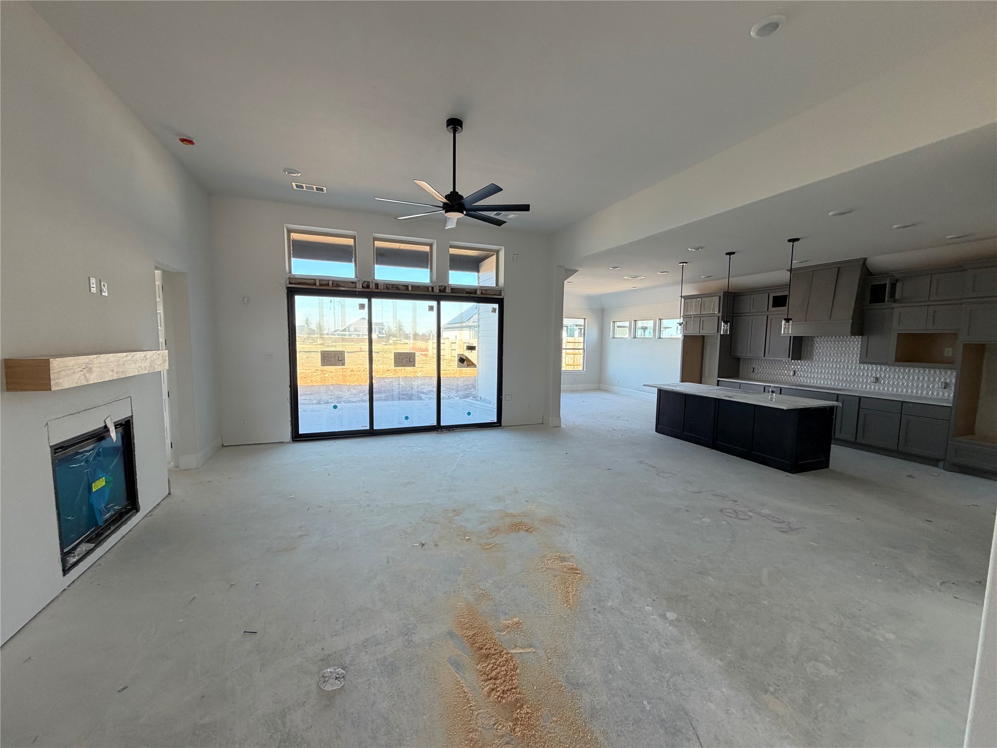 649 Cross Timbers Trace Hempstead, TX 77445 - Photo 3 of 6