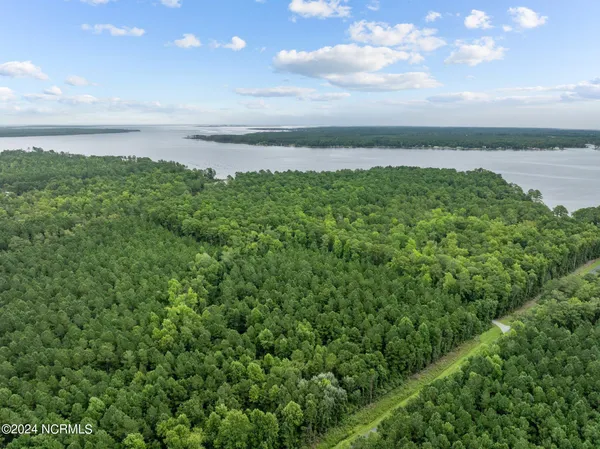 $1,400,000 | 0 Blue Heron Drive, Bayboro, NC 28515