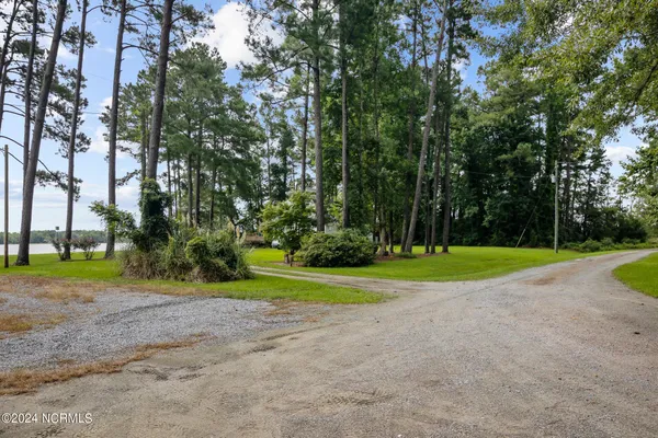 $1,400,000 | 0 Blue Heron Drive, Bayboro, NC 28515