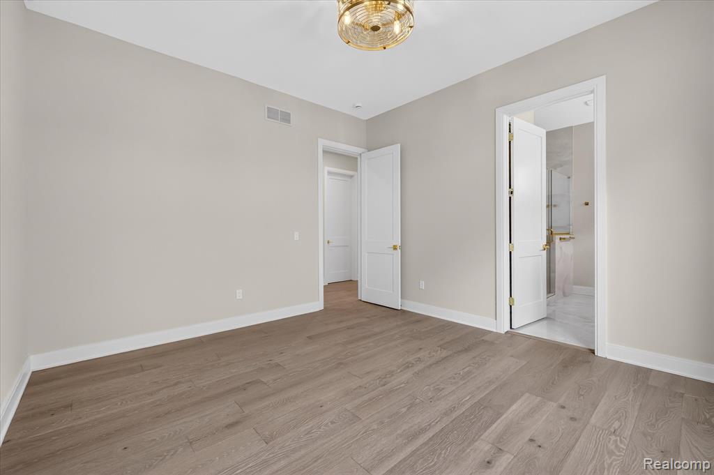 546 Maplehill Road Rochester Hills, MI 48306 - Photo 24 of 52