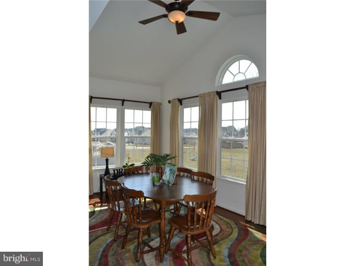 745 Elphin Road Avondale, PA 19311 - Photo 8 of 25 Breakfast Room