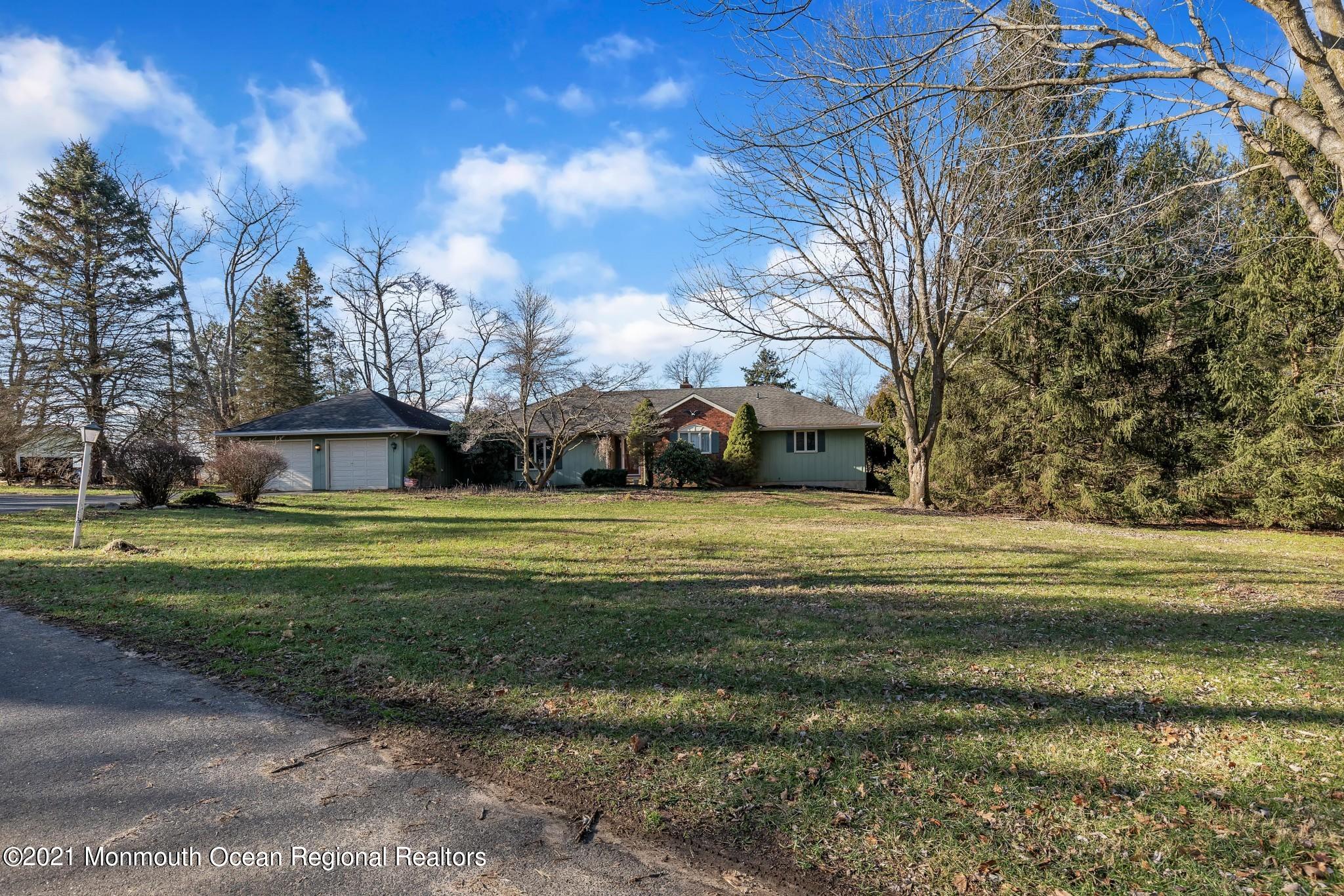 148 Meirs Road Cream Ridge, NJ 08514 - Photo 2 of 25 70461_HDR-10