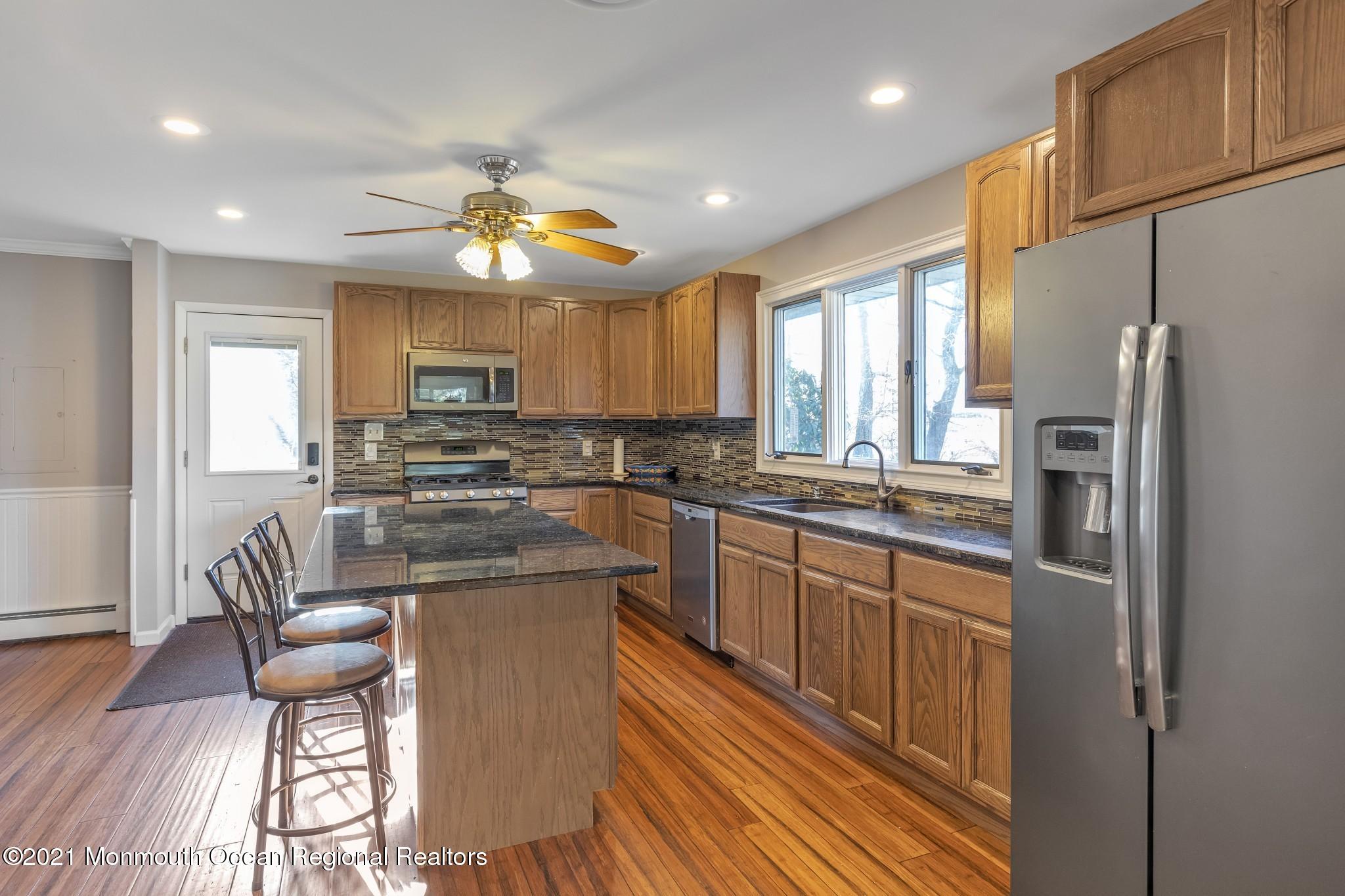 148 Meirs Road Cream Ridge, NJ 08514 - Photo 10 of 25 70461_HDR-7