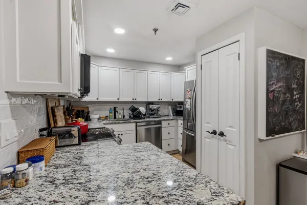$865,000 | 135 Garden Street, Unit 7, Hoboken, NJ 07030