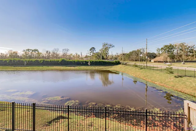 $320,000 | 8810 Southlawn Drive, Baton Rouge, LA 70810