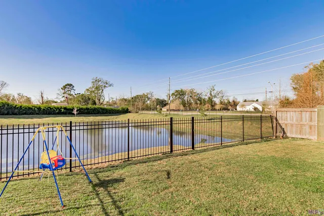 $320,000 | 8810 Southlawn Drive, Baton Rouge, LA 70810