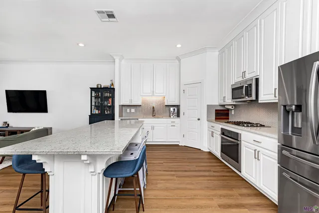 $320,000 | 8810 Southlawn Drive, Baton Rouge, LA 70810