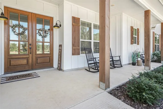 $675,000 | 108 Southwood Drive, Burleson, TX 76028