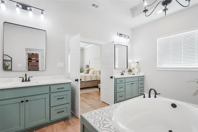 $675,000 | 108 Southwood Drive, Burleson, TX 76028