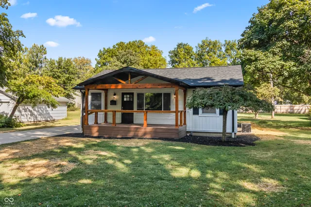 $275,000 | 221 South Alfonte Street, Ingalls, IN 46048