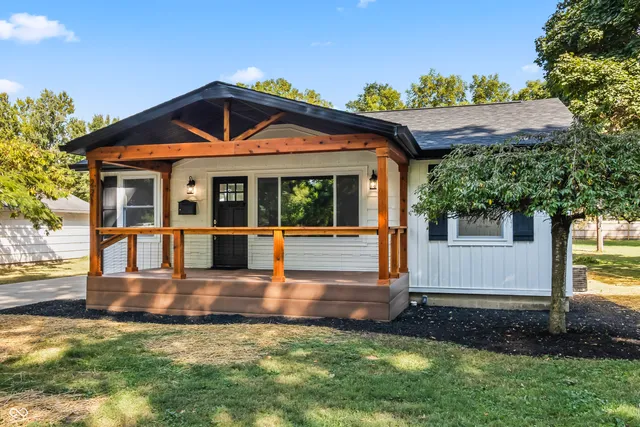 $275,000 | 221 South Alfonte Street, Ingalls, IN 46048