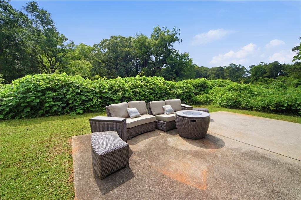 2477 McAfee Road Decatur, GA 30032 - Photo 31 of 36