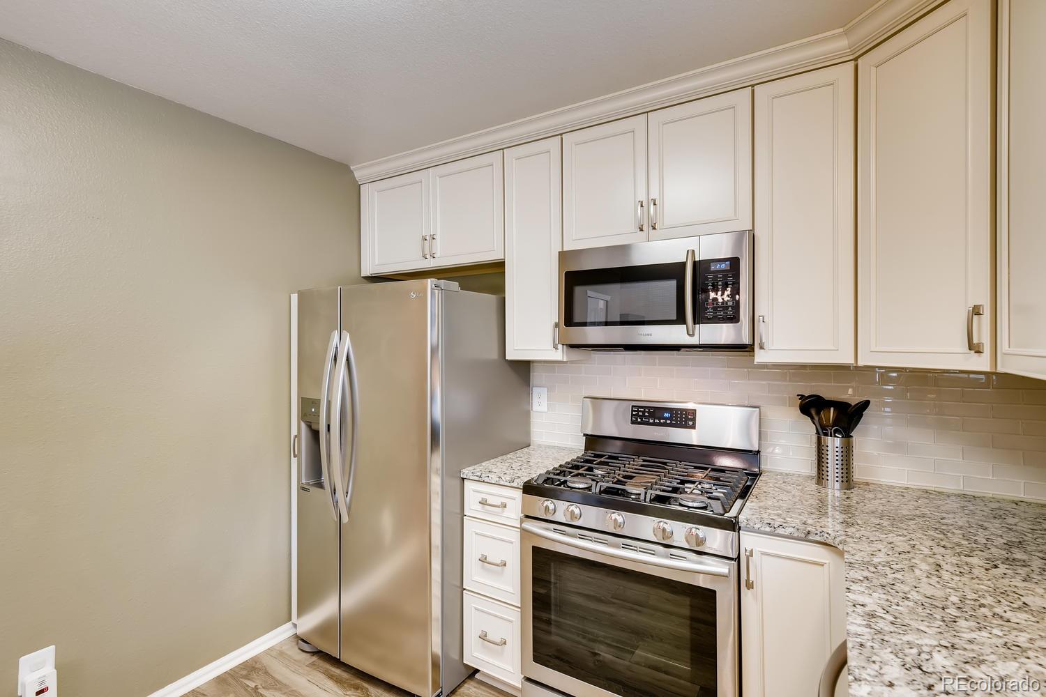 9511 South Castle Ridge Circle Highlands Ranch, CO 80129 - Photo 11 of 28